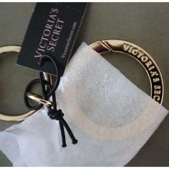 Victoria's Secret 11215800 Two-Tone Blue Charm w/VS Monogram Original Keychain - Picture 5 of 8